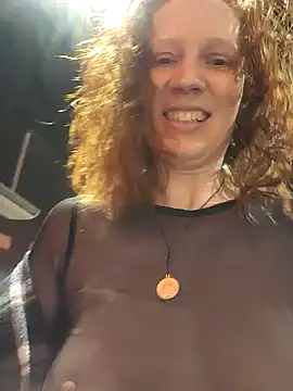 Exhibitionsplit online show from 3, 2, 2026