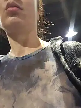 Exhibitionsplit online show from 6, 2, 2026