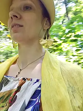Exhibitionsplit online show from 10, 6, 2026