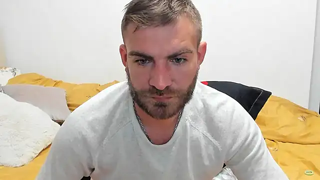Snapshot of 10in_deluxe chatting on 26, 12, 2024 10in deluxe online show from 26, 12, 2024