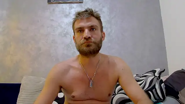 Snapshot of 10in_deluxe chatting on 23, 9, 2025 10in deluxe online show from 23, 9, 2025