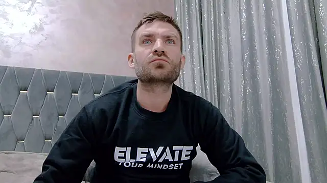 Snapshot of 10in_deluxe chatting on 6, 2, 2026 10in deluxe online show from 6, 2, 2026