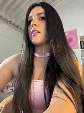 Snapshot of violet-333 chatting on 12, 5, 2026 violet-333 online show from 12, 5, 2026