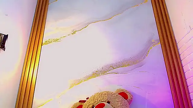 CoralineSweett online show from 16, 12, 2025