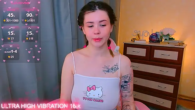 cutie mili online show from 16, 10, 2025