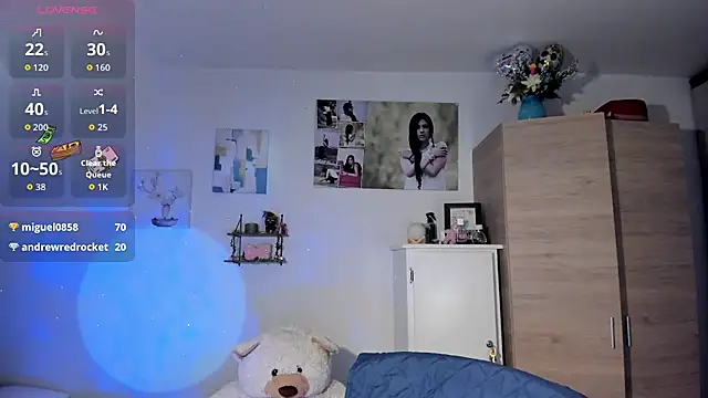 VeronikaOlsen online show from 28, 10, 2025