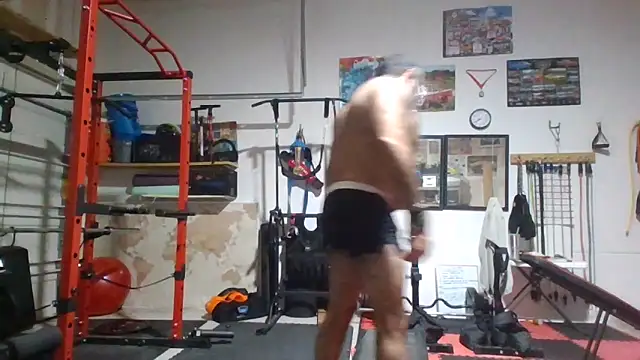 chainjulious online show from 16, 4, 2026