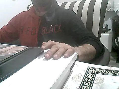 MezaRDanOnLineee online show from 17, 1, 2025