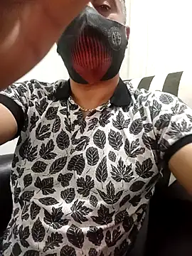 MezaRDanOnLineee online show from 7, 2, 2025