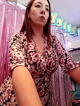 Mia Novikov online show from 18, 6, 2026