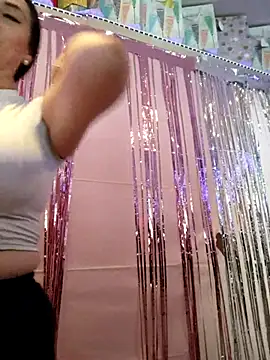 Snapshot of Mia_Novikov chatting on 28, 7, 2026 Mia Novikov online show from 28, 7, 2026