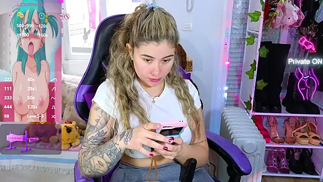 Tawny cox online show from 4, 3, 2025