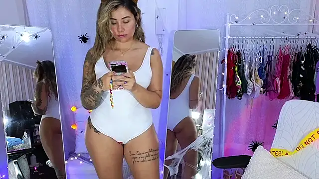 Tawny cox online show from 21, 10, 2025