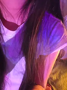 Snapshot of aloneathome chatting on 26, 11, 2025 aloneathome online show from 26, 11, 2025