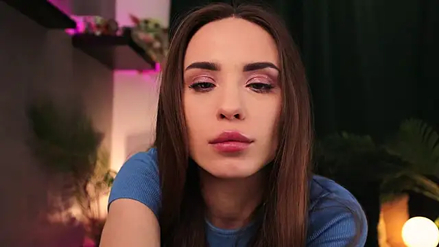 BabyYoda- online show from 12, 2, 2025