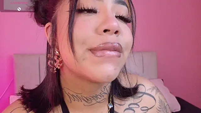 foxxy-lov3 online show from 30, 10, 2025