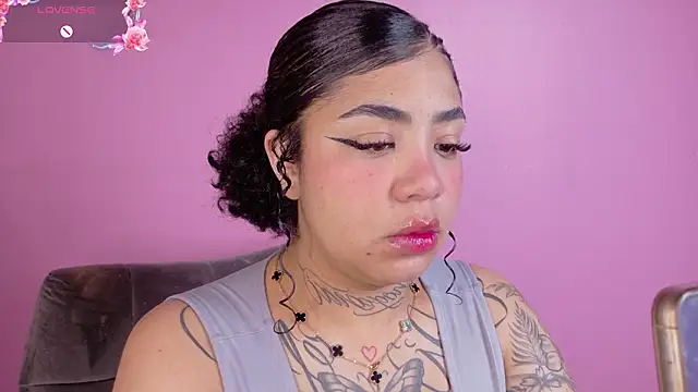 foxxy-lov3 online show from 13, 3, 2026