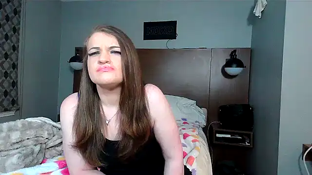 Snapshot of kittykat_1999@xh chatting on 21, 12, 2024 kittykat 1999xh online show from 21, 12, 2024