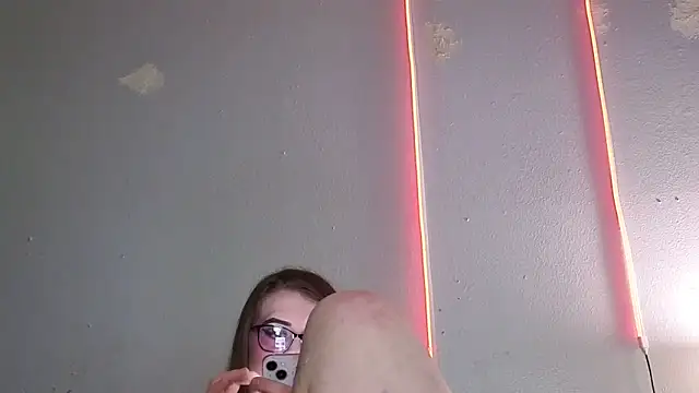 kittykat 1999xh online show from 19, 10, 2025