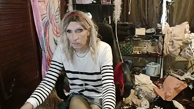 Ombeline1 online show from 3, 11, 2025