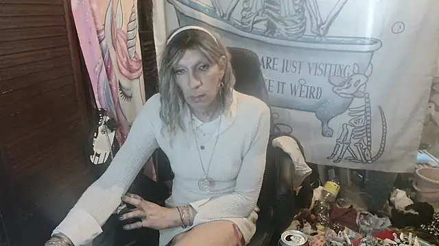 Ombeline1 online show from 3, 3, 2026