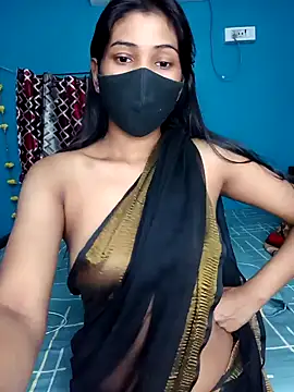 Snapshot of Triha_18 chatting on 2, 1, 2025 Triha 18 online show from 2, 1, 2025