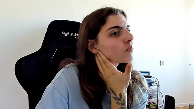 emmamurrr online show from 29, 9, 2025