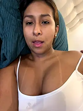 Snapshot of AmelyaMann chatting on 14, 9, 2025 AmelyaMann online show from 14, 9, 2025
