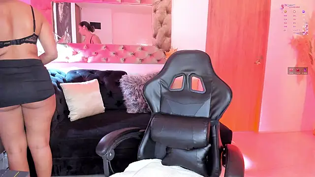 AmelyaMann online show from 16, 4, 2026