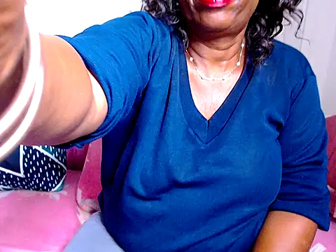 Freakyassnwildx online show from 18, 2, 2025