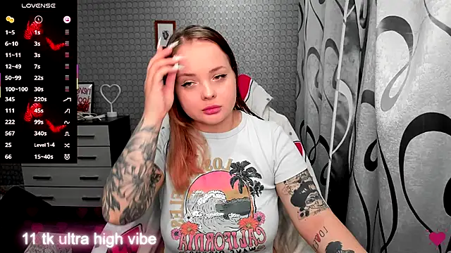 flower sarah  online show from 13, 11, 2025