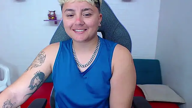 Snapshot of isabeautyx19 chatting on 24, 2, 2025 isabeautyx19 online show from 24, 2, 2025