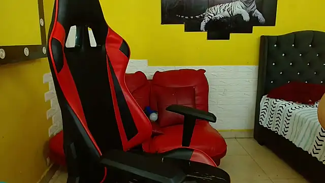 isabeautyx19 online show from 25, 10, 2025