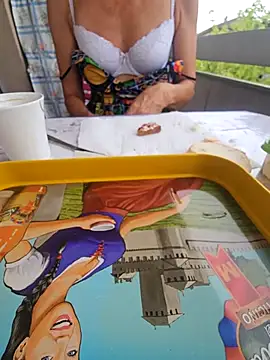 Snapshot of mia69x chatting on 15, 7, 2026 mia69x online show from 15, 7, 2026