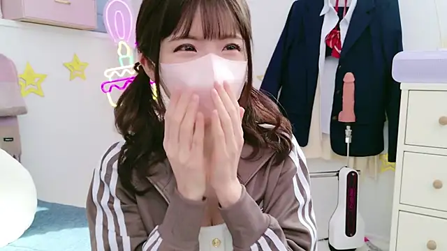 -minami- online show from 2, 2, 2025