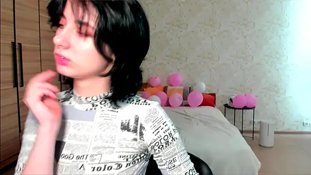 Snapshot of JulisSweet chatting on 15, 2, 2025 JulisSweet online show from 15, 2, 2025