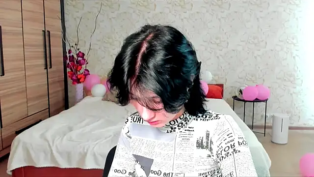 Snapshot of JulisSweet chatting on 15, 2, 2025 JulisSweet online show from 15, 2, 2025