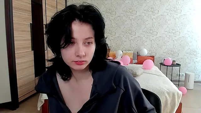 Snapshot of JulisSweet chatting on 9, 3, 2025 JulisSweet online show from 9, 3, 2025