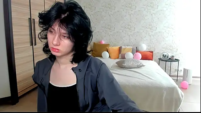 Snapshot of JulisSweet chatting on 14, 3, 2025 JulisSweet online show from 14, 3, 2025