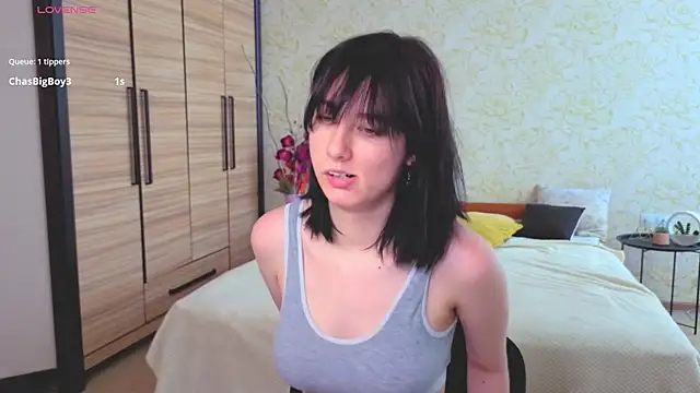 Snapshot of JulisSweet chatting on 11, 9, 2025 JulisSweet online show from 11, 9, 2025