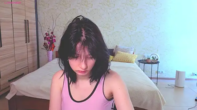 Snapshot of JulisSweet chatting on 15, 9, 2025 JulisSweet online show from 15, 9, 2025