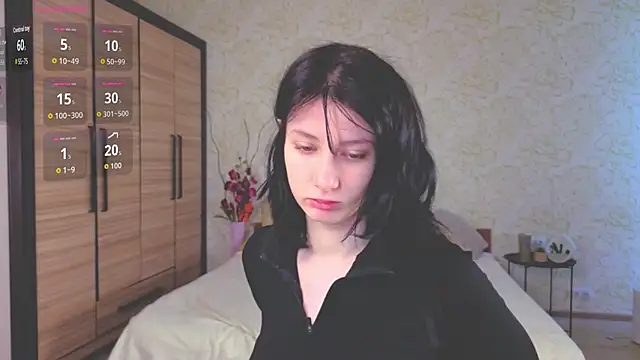 Snapshot of JulisSweet chatting on 9, 10, 2025 JulisSweet online show from 9, 10, 2025