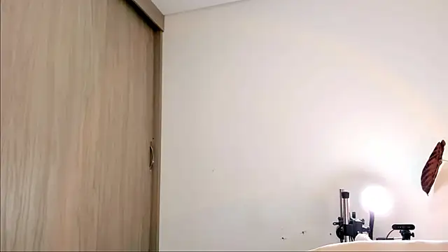 aalyce syn online show from 11, 9, 2025