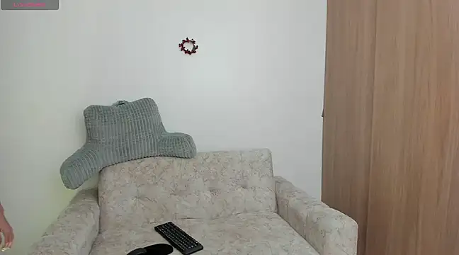 alexandra fiore online show from 5, 1, 2025