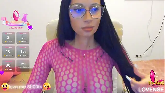 Snapshot of kissnicol32 chatting on 23, 11, 2025 kissnicol32 online show from 23, 11, 2025