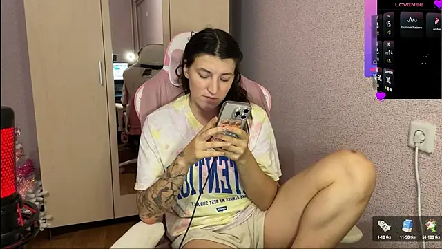Snapshot of Katrin__kiss chatting on 27, 1, 2025 Katrin kiss online show from 27, 1, 2025