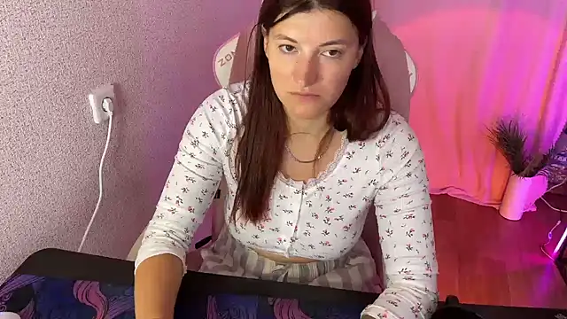 Snapshot of Katrin__kiss chatting on 3, 10, 2025 Katrin kiss online show from 3, 10, 2025