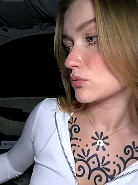 Snapshot of Goldloeckchen159 chatting on 28, 11, 2025 Goldloeckchen159 online show from 28, 11, 2025