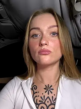 Snapshot of Goldloeckchen159 chatting on 30, 11, 2025 Goldloeckchen159 online show from 30, 11, 2025