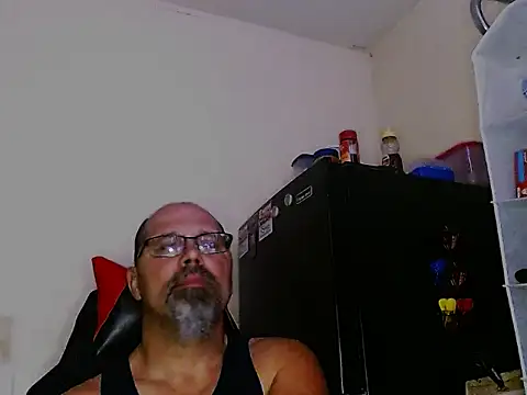 KrazyLegz online show from 11, 12, 2024